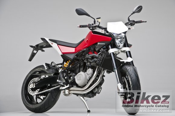 2012 Husqvarna Nuda 900R photo